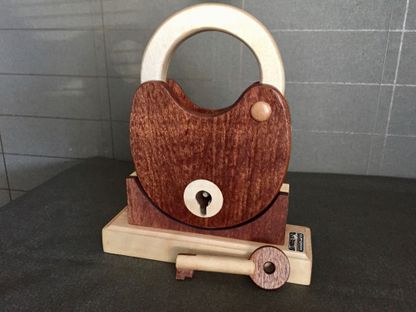 Wood Art Finland – hardwood lock